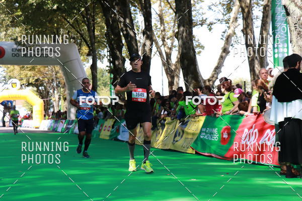 Buy your photos of the eventMeia Maratona Do 2017 on Fotop