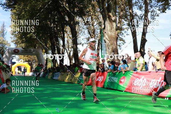 Buy your photos of the eventMeia Maratona Do 2017 on Fotop