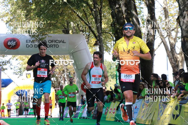 Buy your photos of the eventMeia Maratona Do 2017 on Fotop