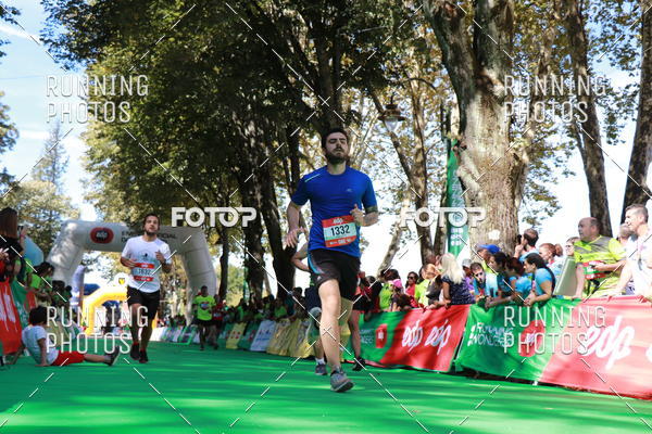 Buy your photos of the eventMeia Maratona Do 2017 on Fotop