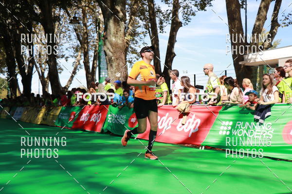 Buy your photos of the eventMeia Maratona Do 2017 on Fotop