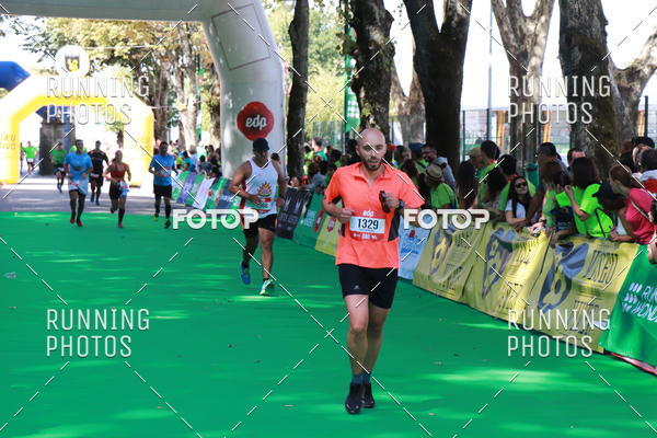 Buy your photos of the eventMeia Maratona Do 2017 on Fotop