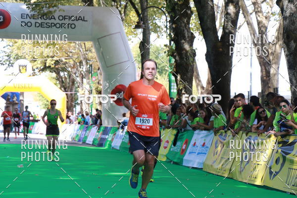 Buy your photos of the eventMeia Maratona Do 2017 on Fotop