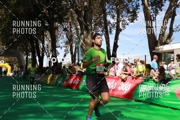 Buy your photos of the eventMeia Maratona Do 2017 on Fotop
