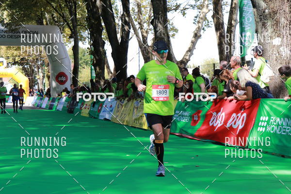 Buy your photos of the eventMeia Maratona Do 2017 on Fotop
