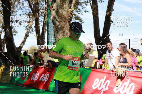 Buy your photos of the eventMeia Maratona Do 2017 on Fotop