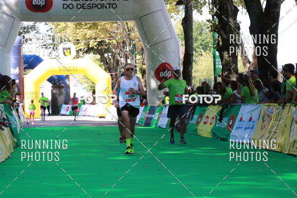 Buy your photos of the eventMeia Maratona Do 2017 on Fotop
