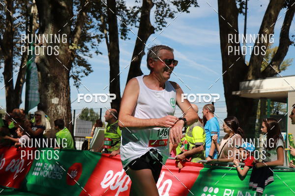 Buy your photos of the eventMeia Maratona Do 2017 on Fotop