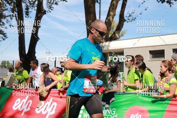 Buy your photos of the eventMeia Maratona Do 2017 on Fotop