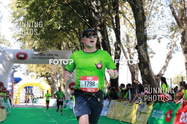 Buy your photos of the eventMeia Maratona Do 2017 on Fotop