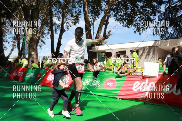 Buy your photos of the eventMeia Maratona Do 2017 on Fotop