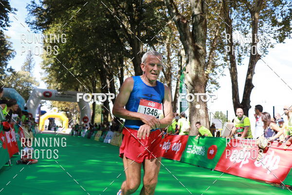 Buy your photos of the eventMeia Maratona Do 2017 on Fotop