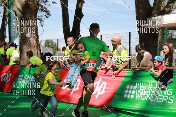 Buy your photos of the eventMeia Maratona Do 2017 on Fotop