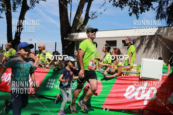 Buy your photos of the eventMeia Maratona Do 2017 on Fotop