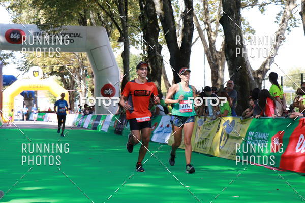 Buy your photos of the eventMeia Maratona Do 2017 on Fotop