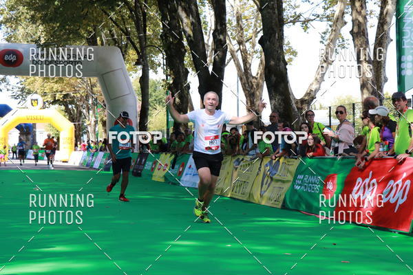 Buy your photos of the eventMeia Maratona Do 2017 on Fotop