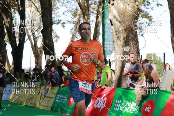 Buy your photos of the eventMeia Maratona Do 2017 on Fotop