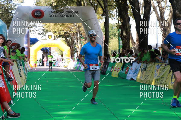 Buy your photos of the eventMeia Maratona Do 2017 on Fotop