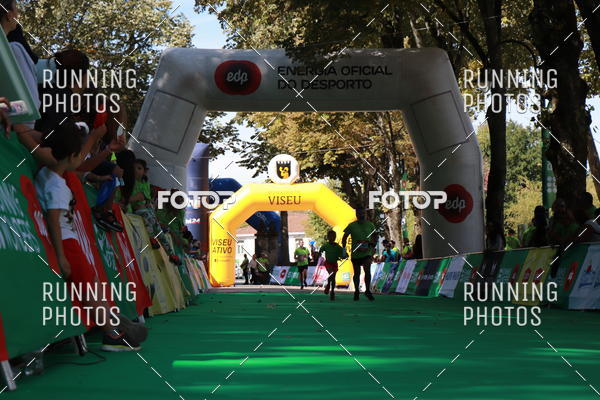 Buy your photos of the eventMeia Maratona Do 2017 on Fotop