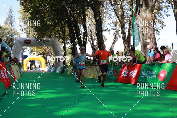 Buy your photos of the eventMeia Maratona Do 2017 on Fotop
