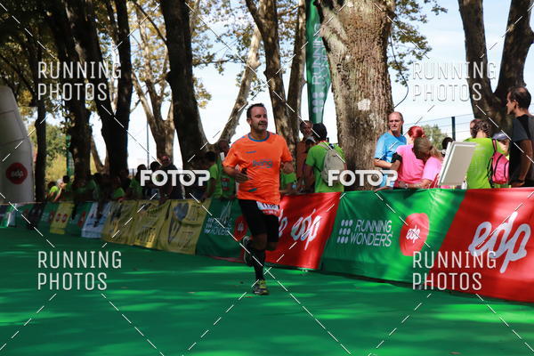 Buy your photos of the eventMeia Maratona Do 2017 on Fotop