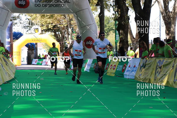 Buy your photos of the eventMeia Maratona Do 2017 on Fotop