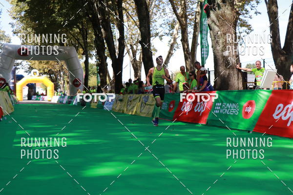 Buy your photos of the eventMeia Maratona Do 2017 on Fotop