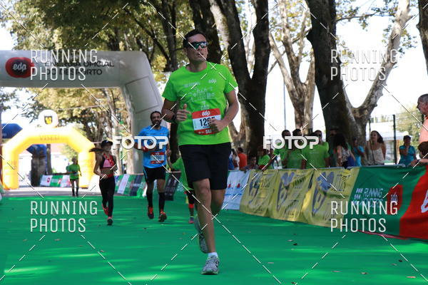Buy your photos of the eventMeia Maratona Do 2017 on Fotop