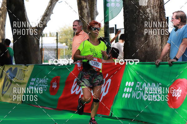 Buy your photos of the eventMeia Maratona Do 2017 on Fotop