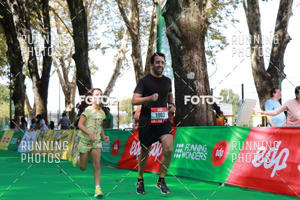 Buy your photos of the eventMeia Maratona Do 2017 on Fotop