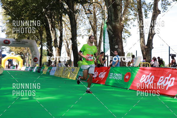 Buy your photos of the eventMeia Maratona Do 2017 on Fotop