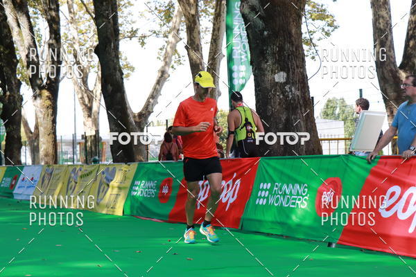 Buy your photos of the eventMeia Maratona Do 2017 on Fotop