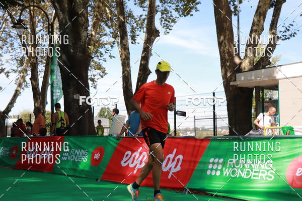 Buy your photos of the eventMeia Maratona Do 2017 on Fotop