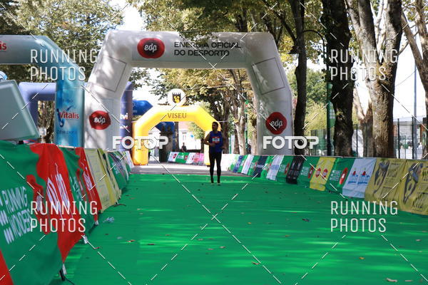 Buy your photos of the eventMeia Maratona Do 2017 on Fotop