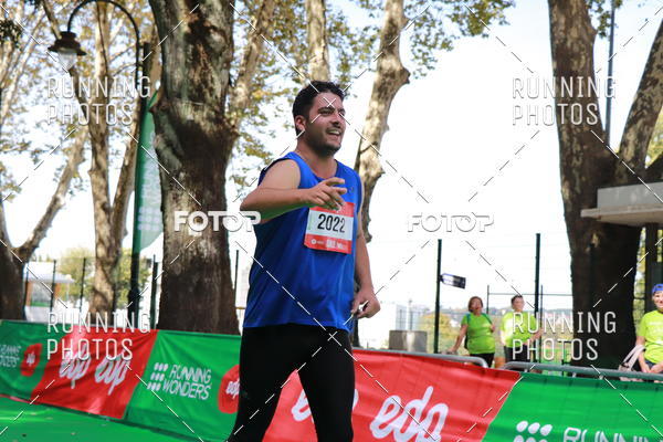 Buy your photos of the eventMeia Maratona Do 2017 on Fotop