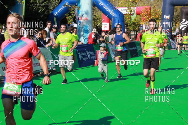 Buy your photos of the eventMeia Maratona Coimbra 2017 on Fotop