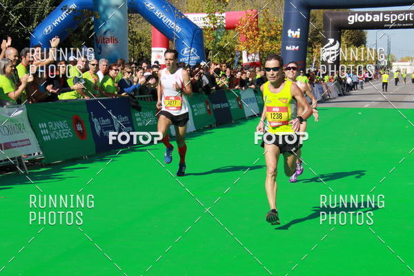 Buy your photos of the eventMeia Maratona Coimbra 2017 on Fotop
