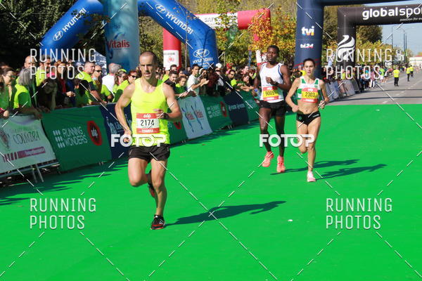 Buy your photos of the eventMeia Maratona Coimbra 2017 on Fotop