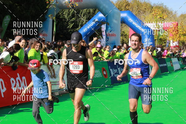 Buy your photos of the eventMeia Maratona Coimbra 2017 on Fotop