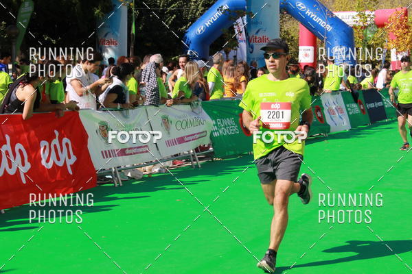 Buy your photos of the eventMeia Maratona Coimbra 2017 on Fotop