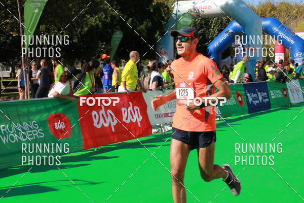 Buy your photos of the eventMeia Maratona Coimbra 2017 on Fotop