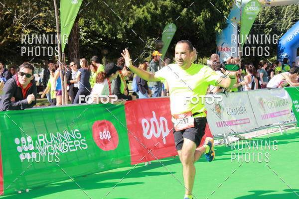 Buy your photos of the eventMeia Maratona Coimbra 2017 on Fotop