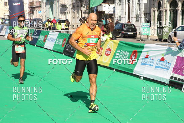 Buy your photos of the eventMeia Maratona Coimbra 2017 on Fotop
