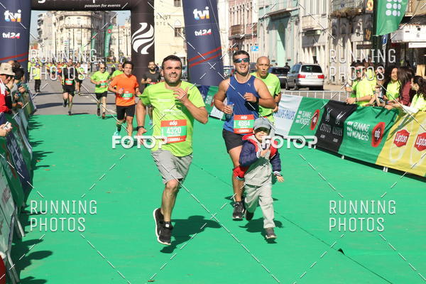 Buy your photos of the eventMeia Maratona Coimbra 2017 on Fotop