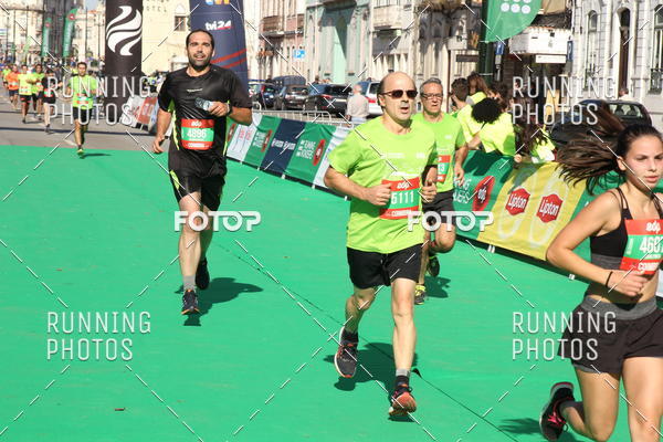 Buy your photos of the eventMeia Maratona Coimbra 2017 on Fotop
