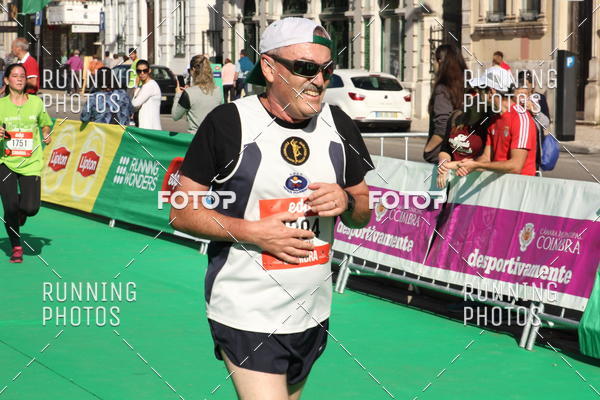 Buy your photos of the eventMeia Maratona Coimbra 2017 on Fotop