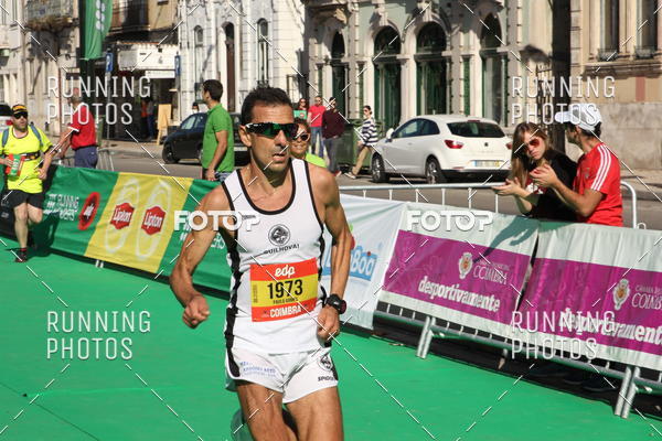 Buy your photos of the eventMeia Maratona Coimbra 2017 on Fotop