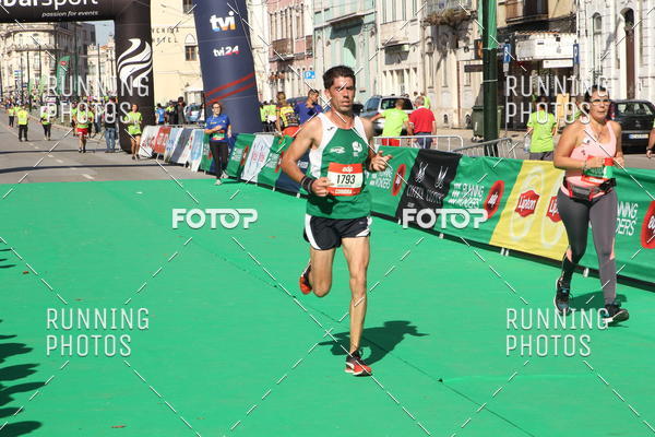 Buy your photos of the eventMeia Maratona Coimbra 2017 on Fotop