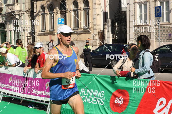 Buy your photos of the eventMeia Maratona Coimbra 2017 on Fotop