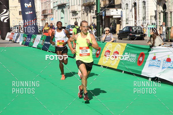 Buy your photos of the eventMeia Maratona Coimbra 2017 on Fotop